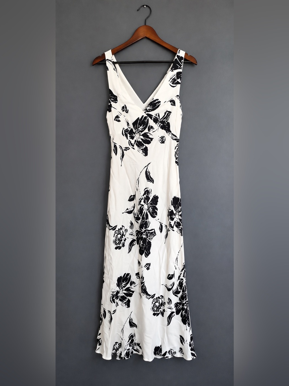 Favorite Daughter V-Neck Black & White Floral Maxi Dress - Picture 4 of 5